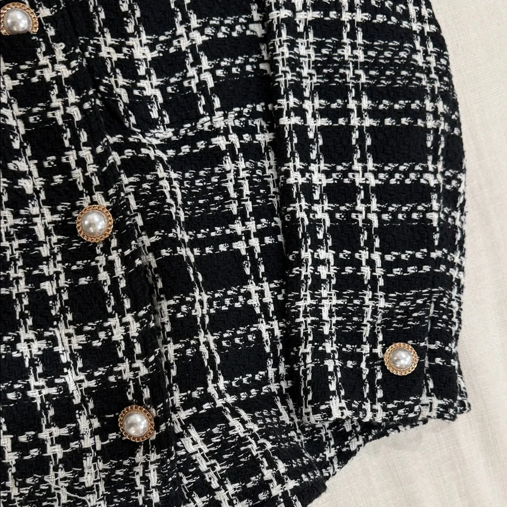 ZARA Black & White Tweed Pearl-Button Jacket - Picture 5 of 6